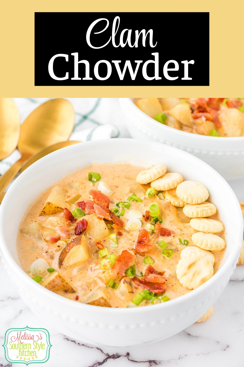 Treat the family to a steamy bowl of this creamy Southern style Clam Chowder at home #clamchowder #southernstyle #southernchowderrecipes #easyclamchowder #clamsrecipes #seafoodchowder #clamchowderrecipe