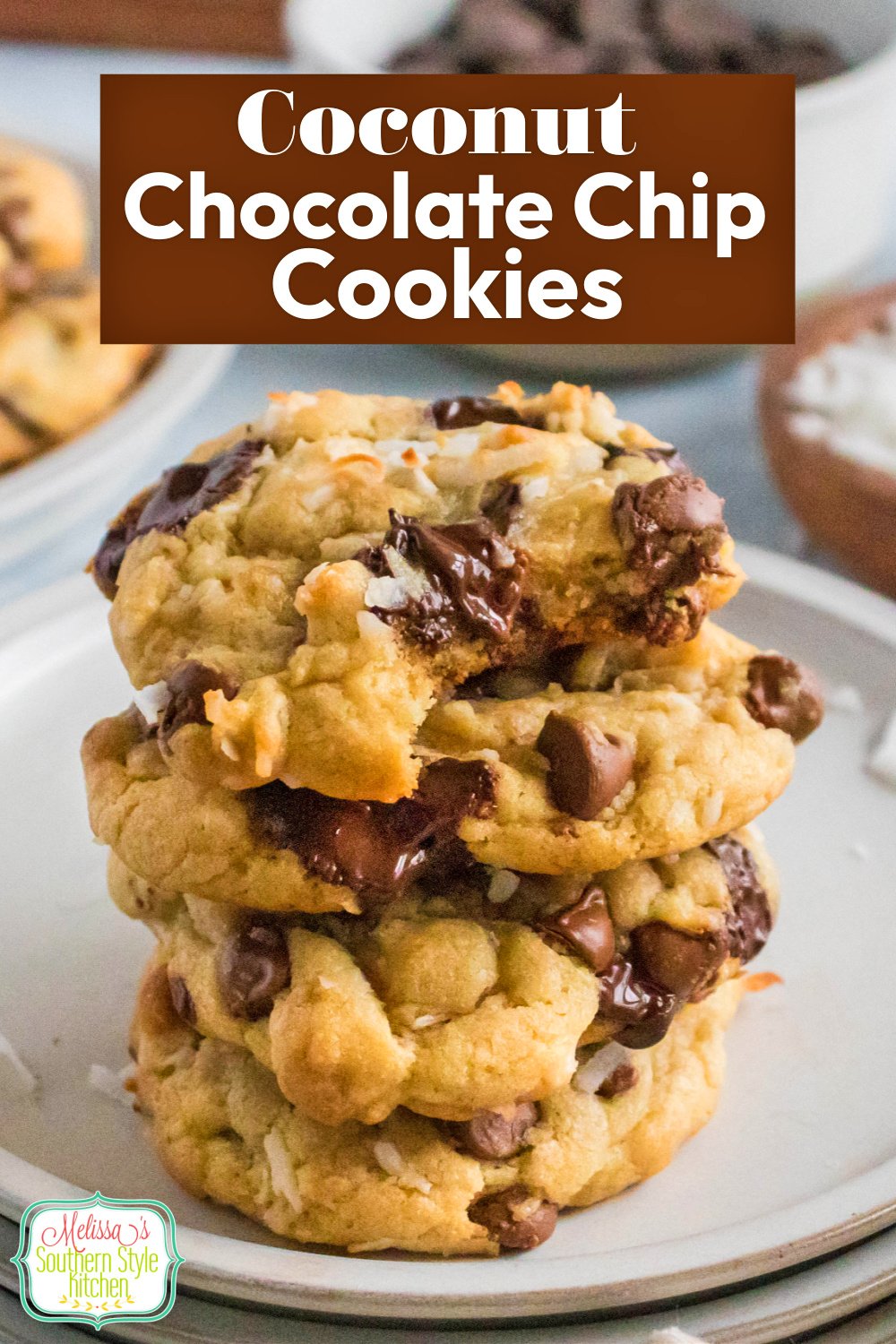 Bake a small batch of Coconut Chocolate Chip Cookies for dessert! #coconutcookies #chocolatechipscookies #coconutchocolatechipcookies #cookierecipes #holidaybaking #christmascookies via @melissasssk
