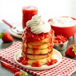 best-strawberry-pancakes-recipe
