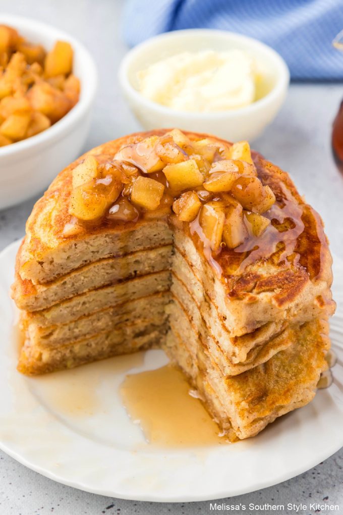 cinnamon-apple-pancakes