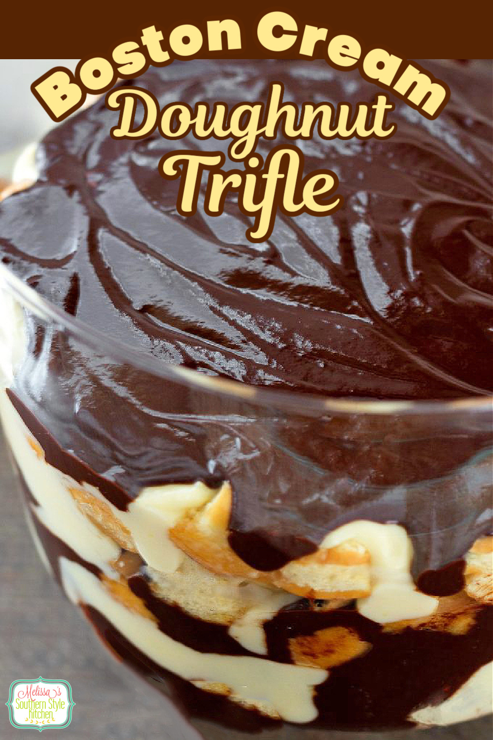 This Boston Cream Doughnut Trifle features layers of pastry cream, doughnuts and and gooey chocolate #bostoncream #bostoncreamdoughnuts #bostoncreamtrifle #trifles #triflerecipes #desserts #dessertfoodrecipes #holidaydesserts #southernfood #donuts #doughnuts #southernrecipes via @melissasssk