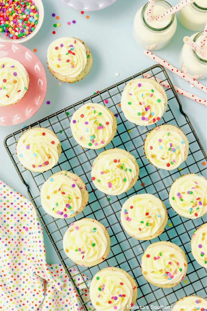 homemade-birthday-cupcakes