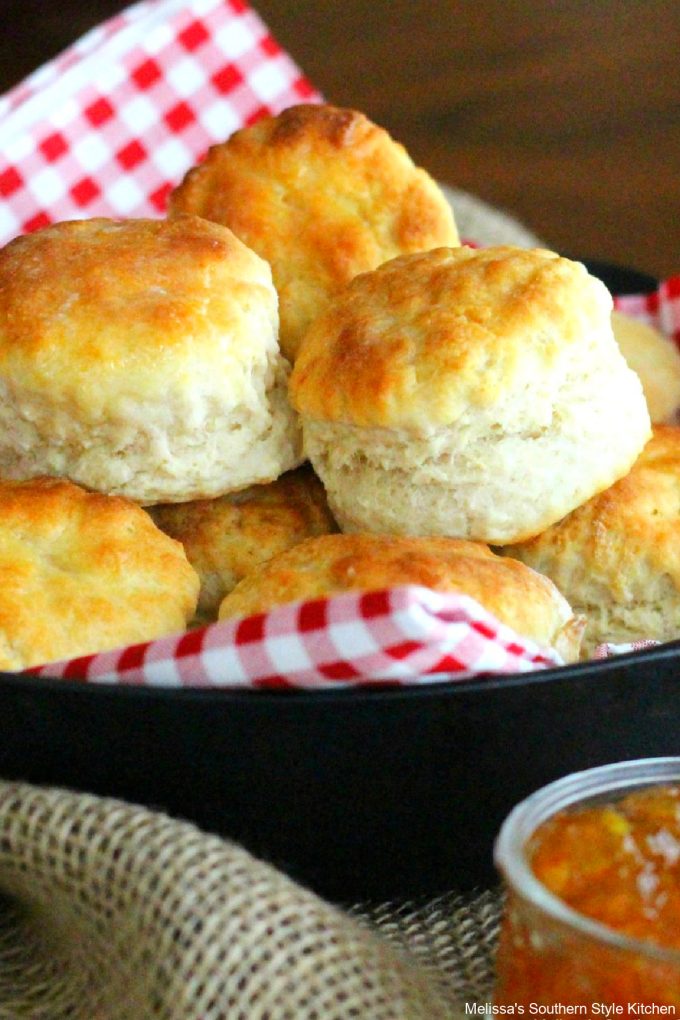 fluffy-southern-buttermilk-biscuits-recipe